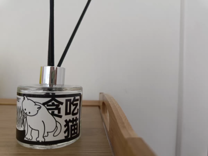 言仓空气清新剂
