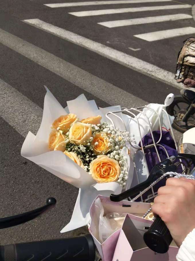 鲜花