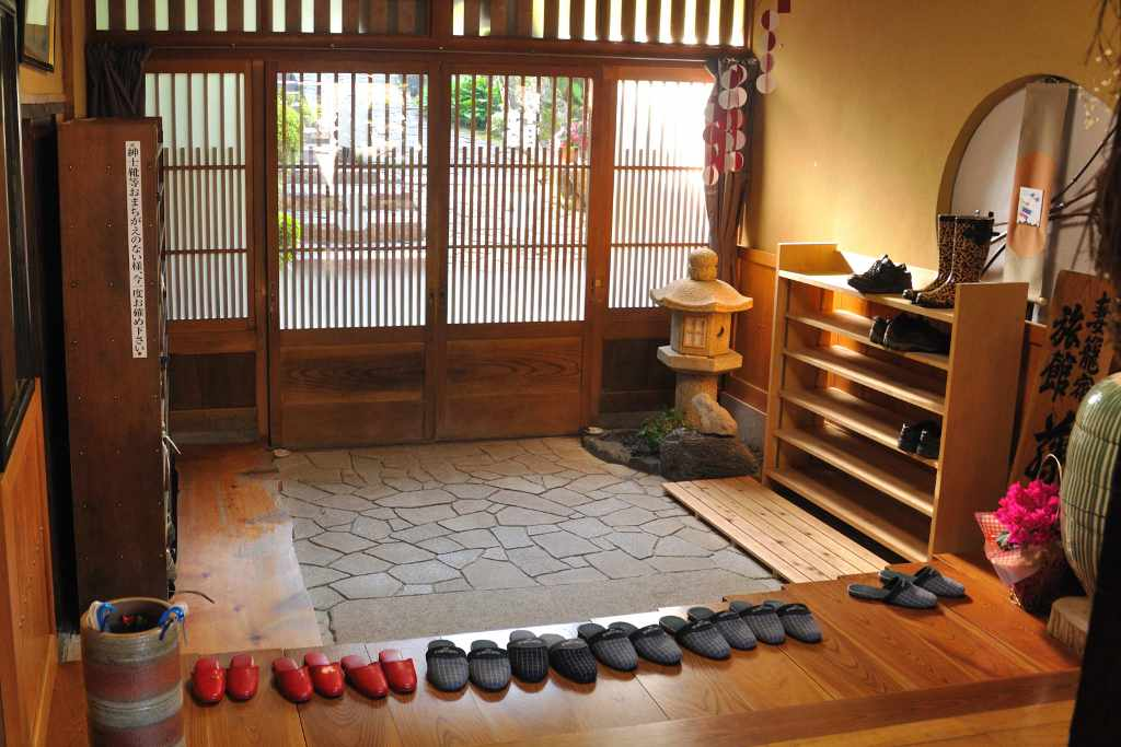 日本古代就有家庭隔离区了？进屋立马除尘消杀，咱家小户型照样能做到