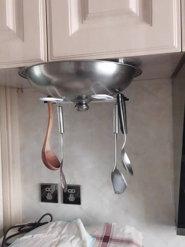 免打孔的厨房置物架