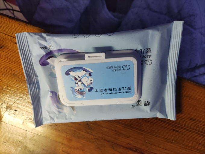 婴儿湿巾