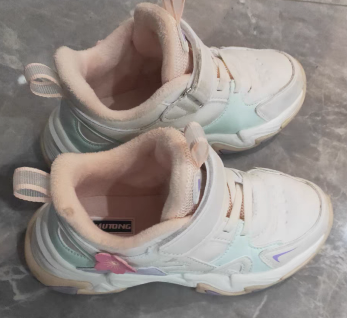 牧童儿童运动鞋