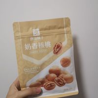 良品铺子的奶香核桃真的好吃