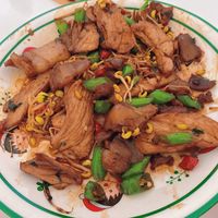 豆芽炒肉（肉炒豆芽）炒小辣椒