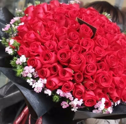 来一客鲜花配速及时，非常新鲜
