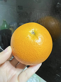 网购的橙子安全下车了。。。