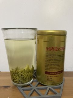 品质不错的雀舌绿茶。