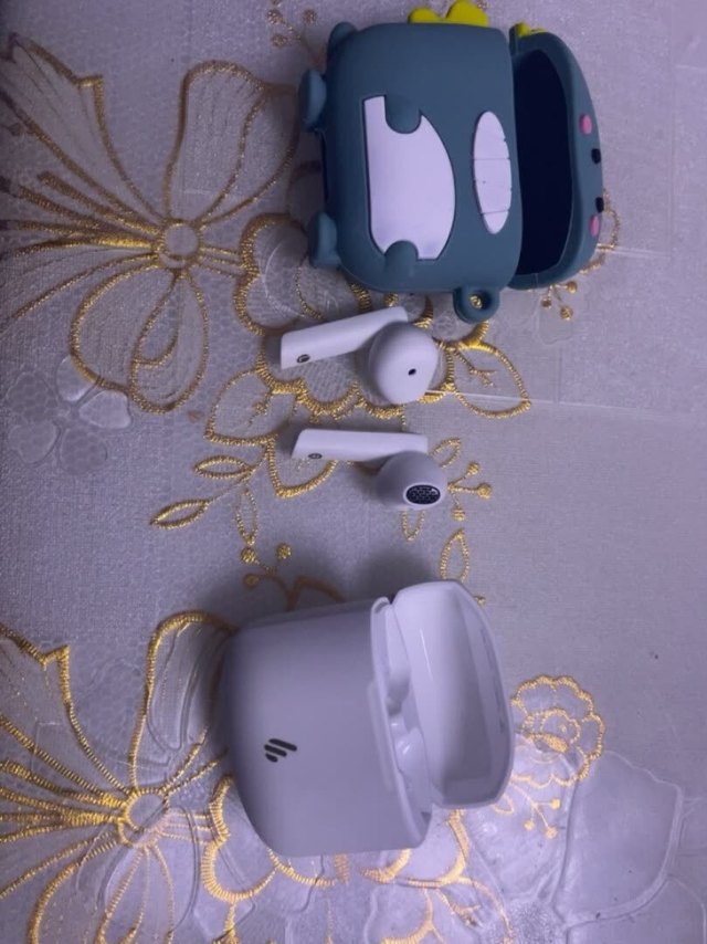 音质音效：很给力舒适度：很好，耳朵不疼