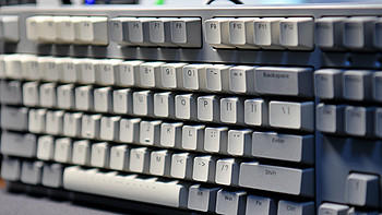 当复古与潮流色融为一体：IKBC C200有线机械键盘