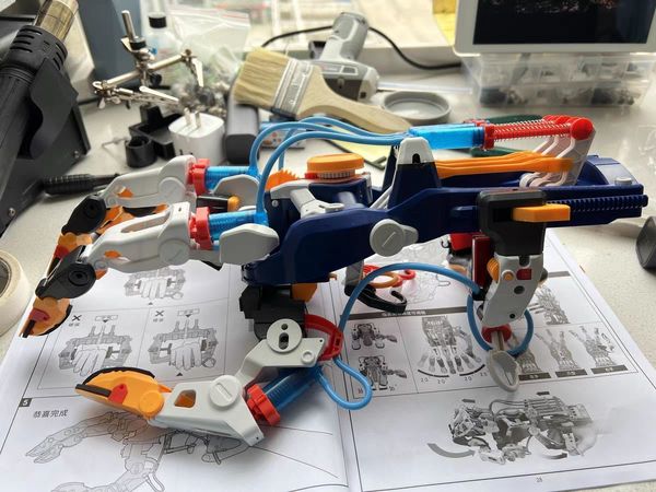 宝工液压机械手臂手套儿童益智拼装玩具