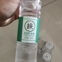 峨矿泉水