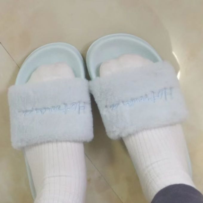 黑玛女式拖鞋