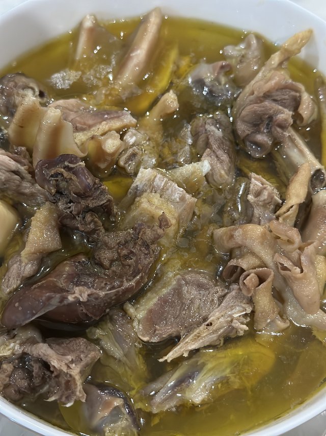 那就来只土鸭吃吃吧