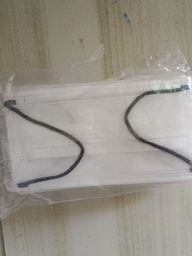 独立装撞色耳带口罩