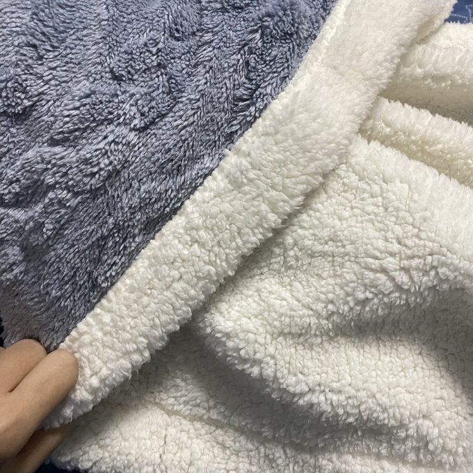 苏萱毯子