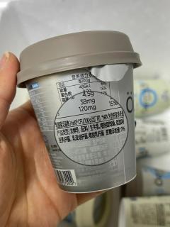 确定不是在啃奶酪？！这酸奶回购了不下十次……