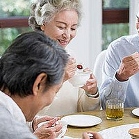 建议中老年人：早餐少吃油条胡辣汤，多吃这3款，简单低脂还健康养胃
