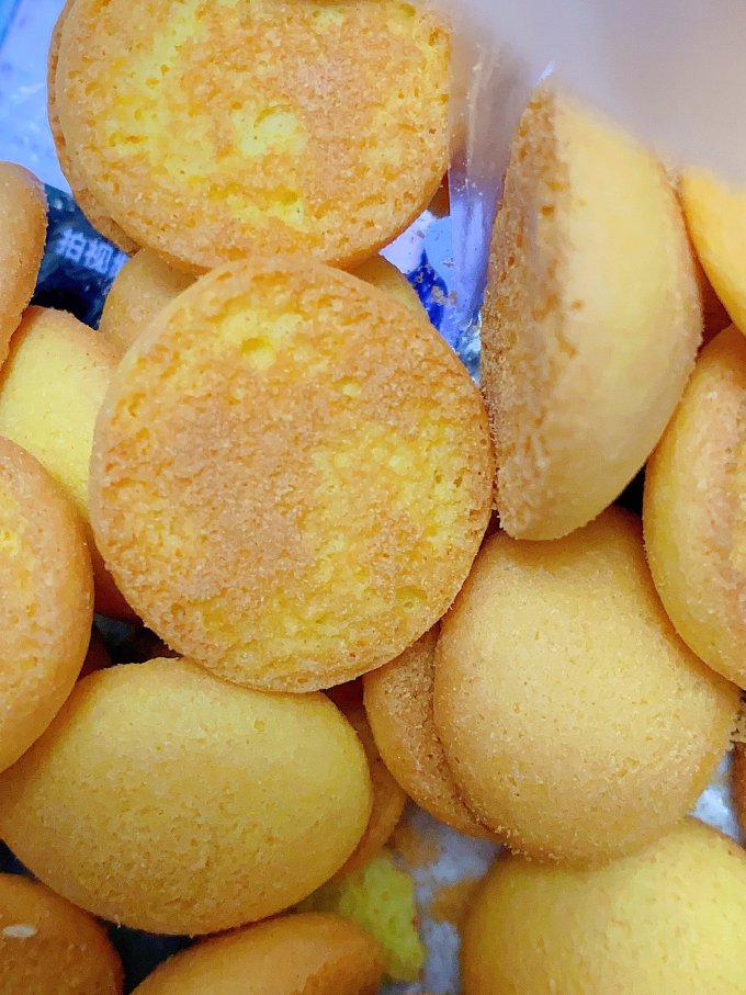 俉知熊饼干