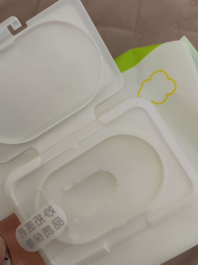 婴儿湿巾