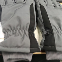 冬日的温暖-南极人手套