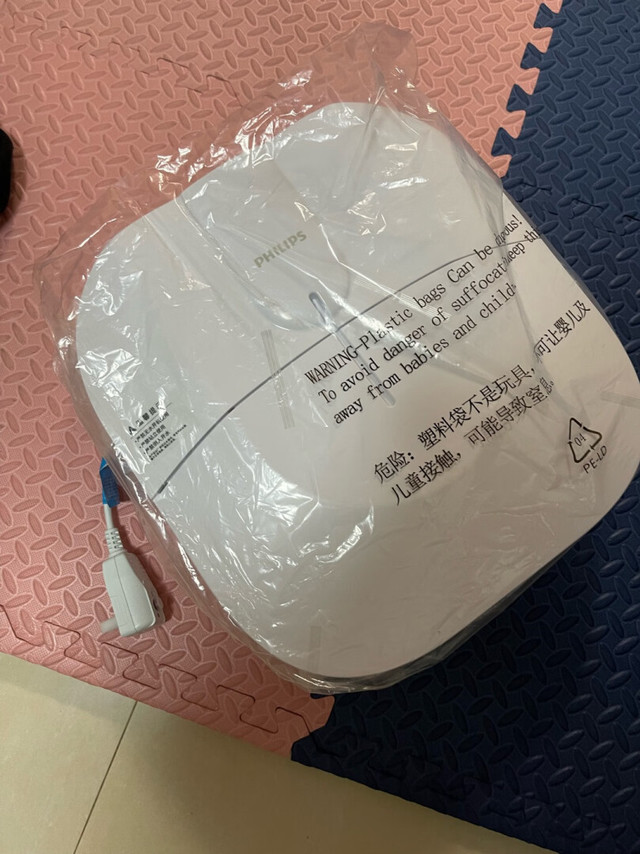 包装密实,安装不难,一开始以为滑轮是电动