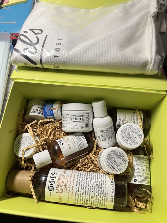 整体评价：很好，适合油痘肌保湿控油效果