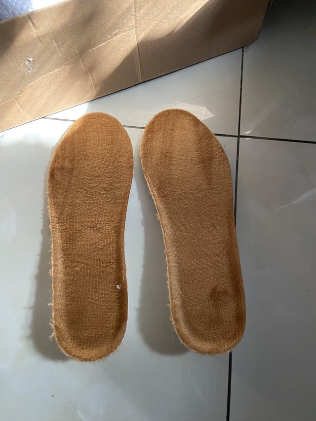 还有人没有穿增高鞋垫吗？