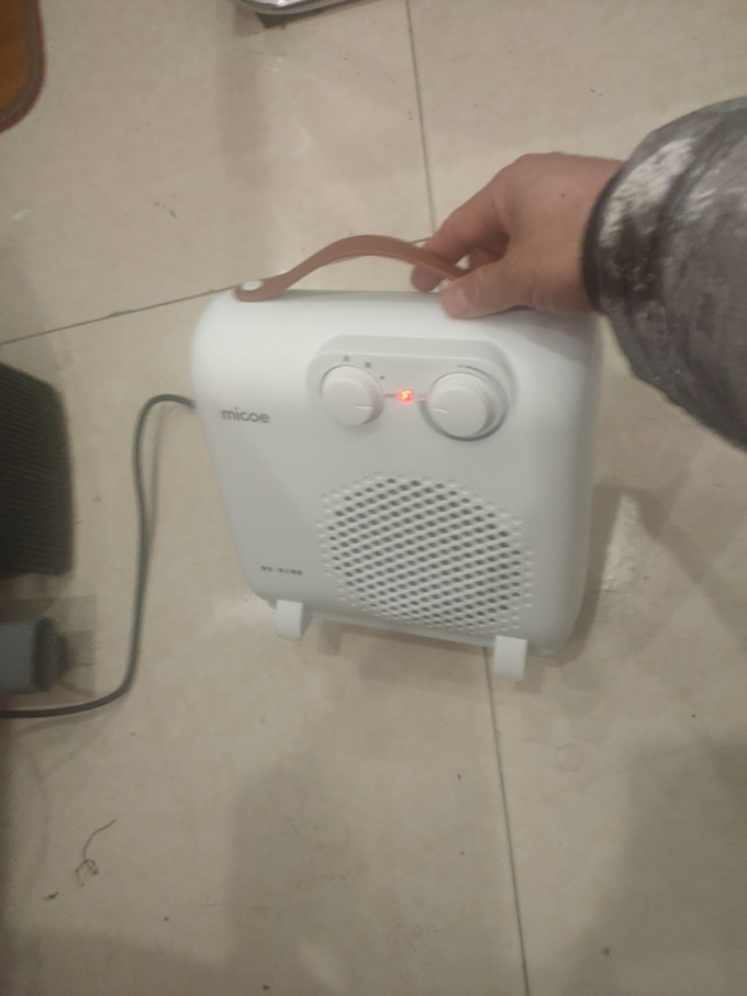 四季沐歌暖风机