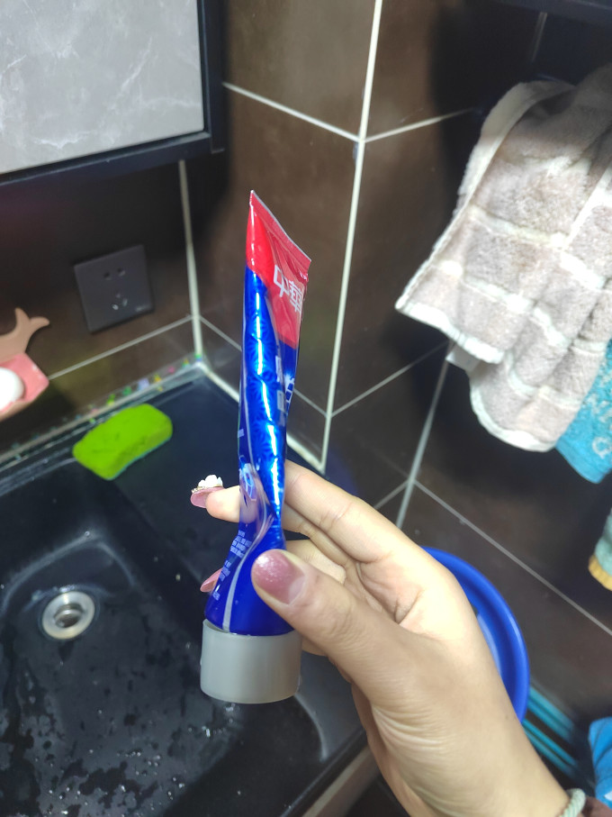 中华牙膏牙膏