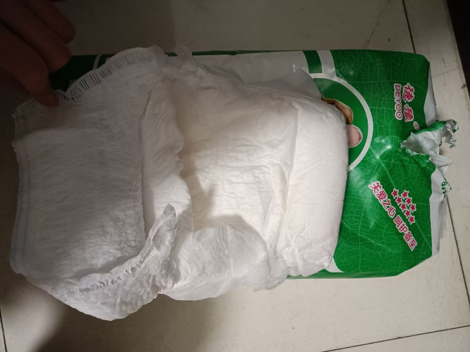 成人纸尿裤