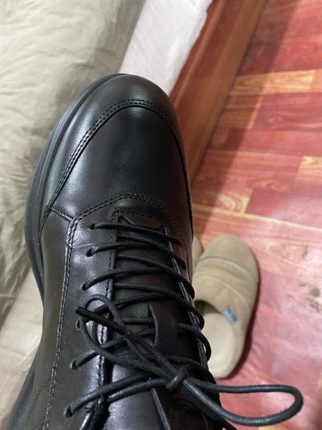 鞋子不错，穿上很舒适，而且比较轻便，41