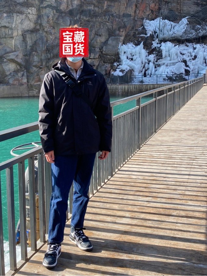 骆驼冲锋衣