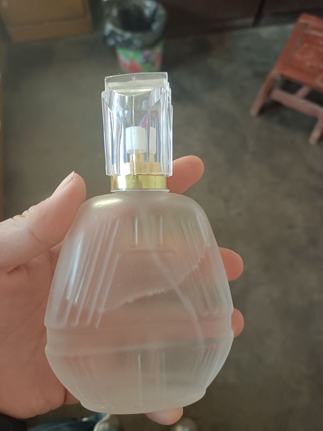 超级好闻的香水，大家快冲啊
