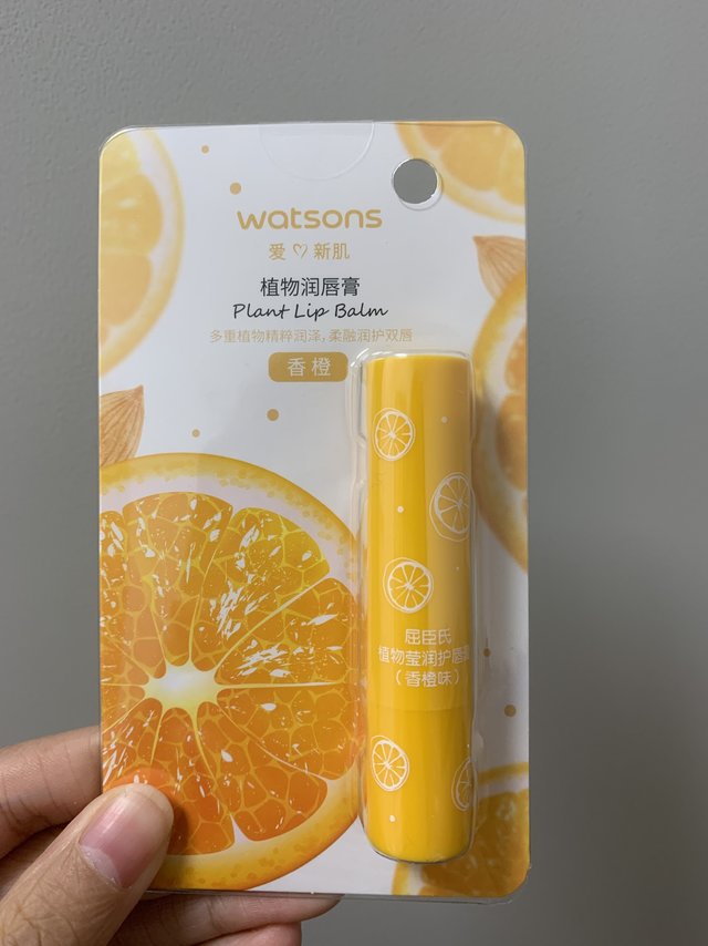缓解嘴唇干燥的好物推荐