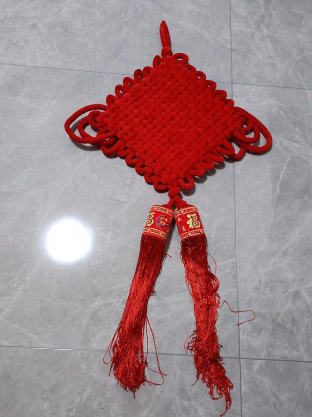 喜庆中国结，团圆中国年