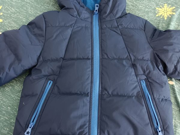 冬天送给孩子最好的暖心礼物:班尼路羽绒服