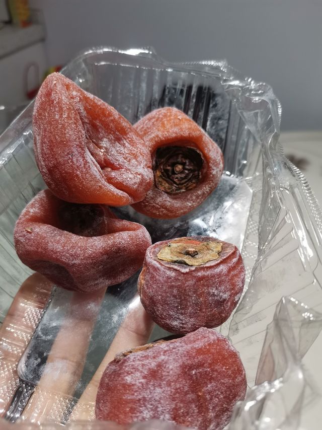 收到柿饼啦！看起来就很好吃了哈哈哈哈哈