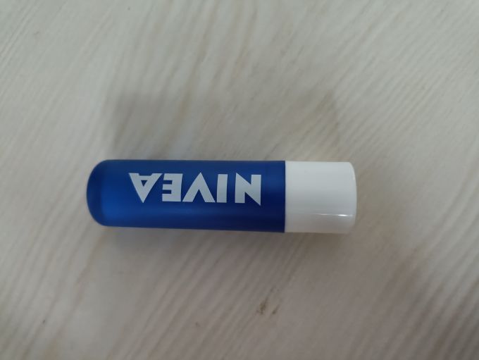 妮维雅润唇膏