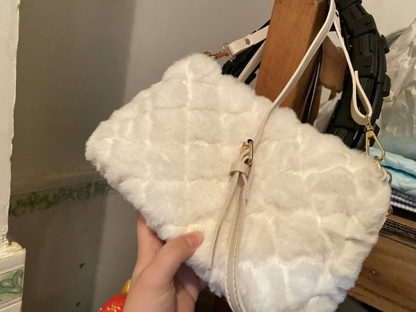 
超级满意，比想象中的好，容量也很大 
