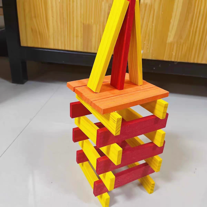 益智玩具