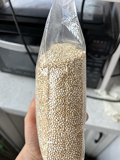 营养丰富超能量的藜麦。