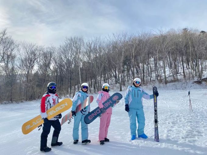 伯顿滑雪装备