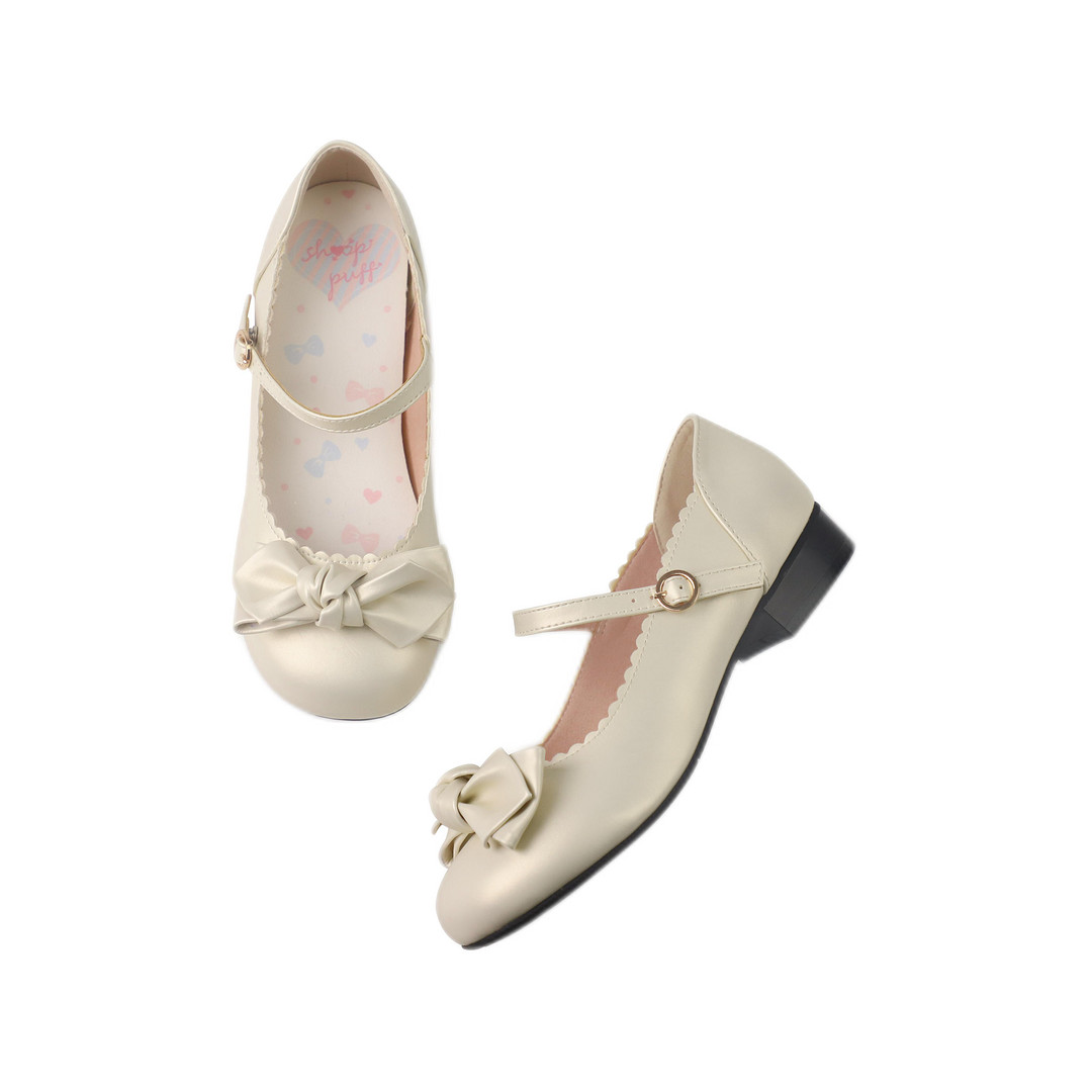 铅华的lolita鞋子分享——都说lo娘是蜈蚣脚，竟然是真的！？