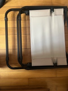 年底入了两张露营椅，放阳台好极了