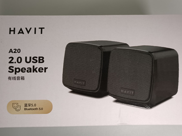 小音箱音质清晰，可以蓝牙又可以接电脑，而