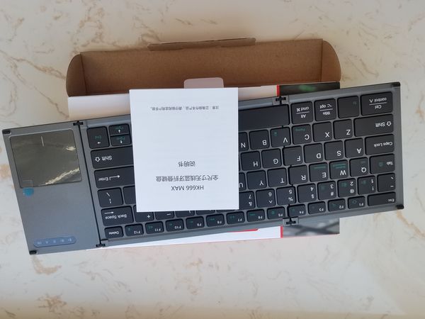 有了这个折叠键盘，打字输入方便多了啊