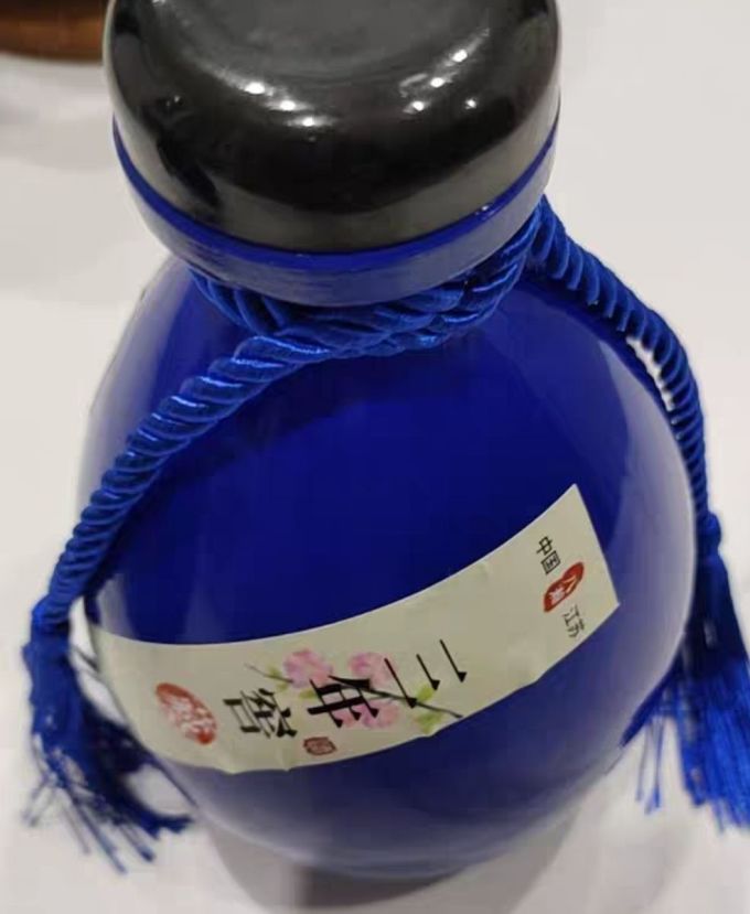 八瀚白酒