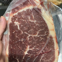 口粮肉，20块以内入的。