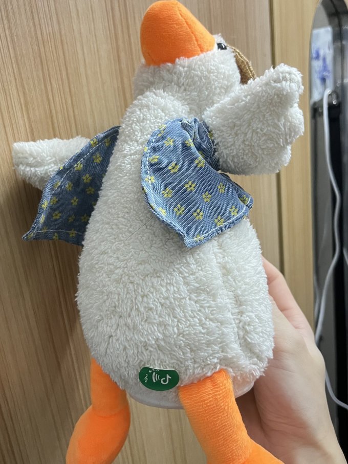 呼呼熊娃娃玩具