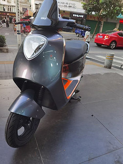 雅迪​VFLY G150P电动车 